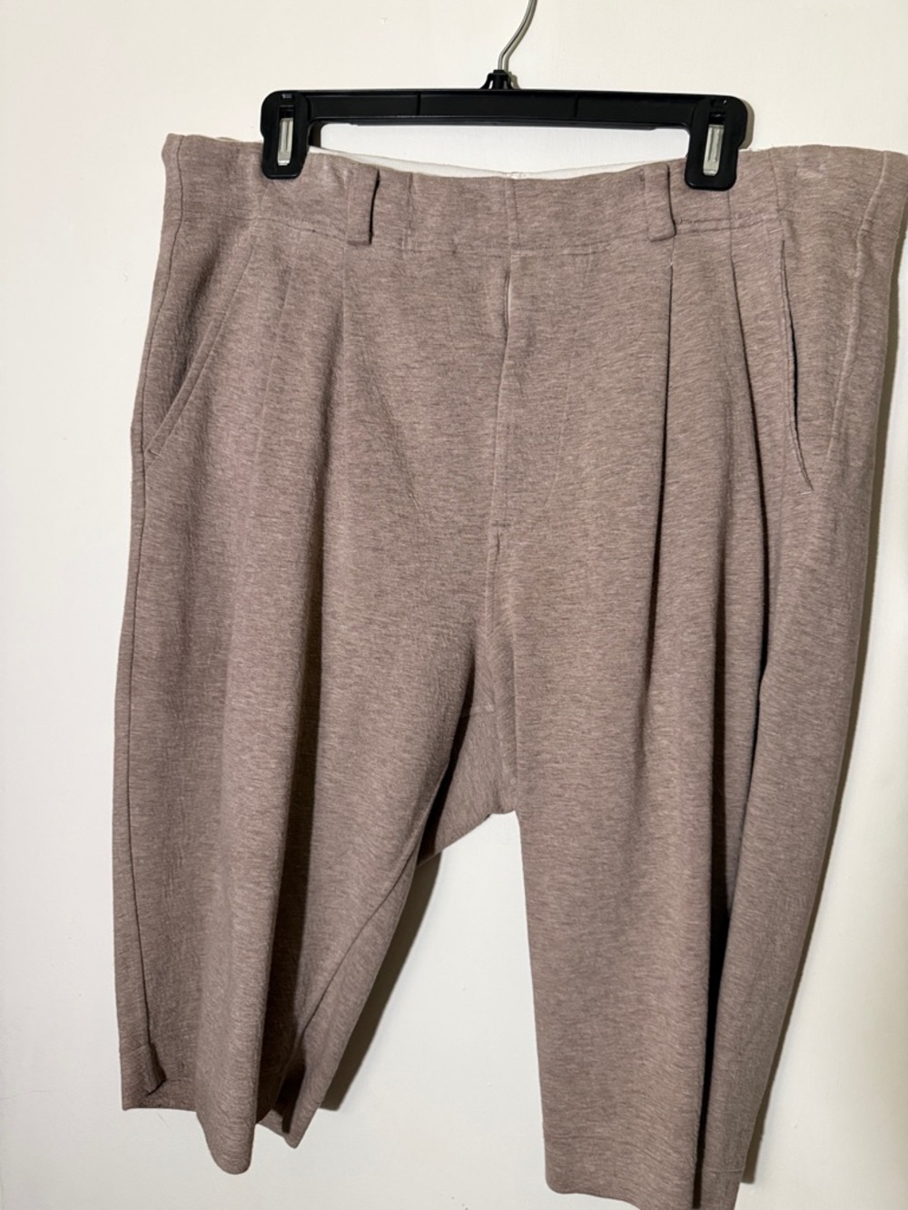 lululemon athletica Women's Athletic Shorts in Mauve Taupe